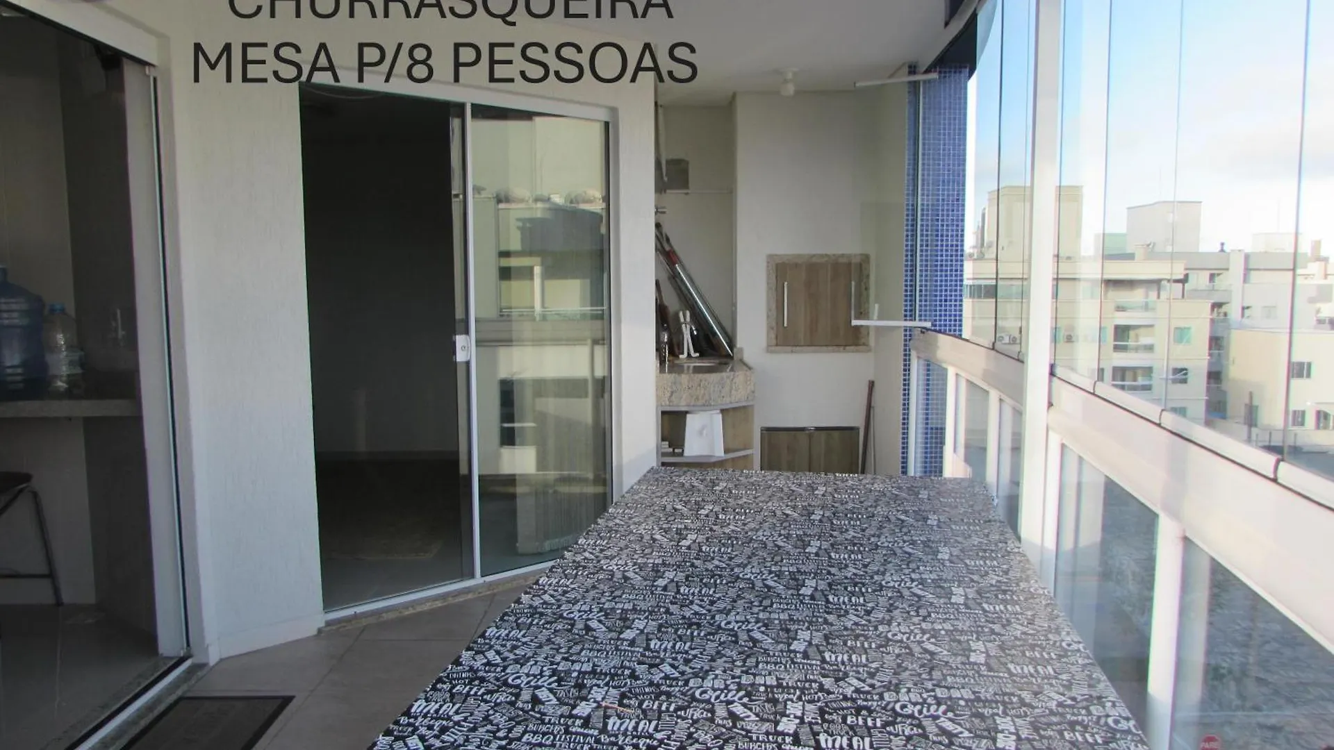 봄비나스 Cobertura Alba Rosa 아파트